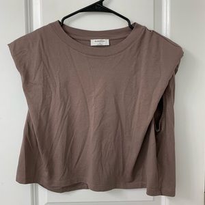 Aritiza crew-neck shirt